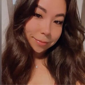 Meet your Posher, Aisha